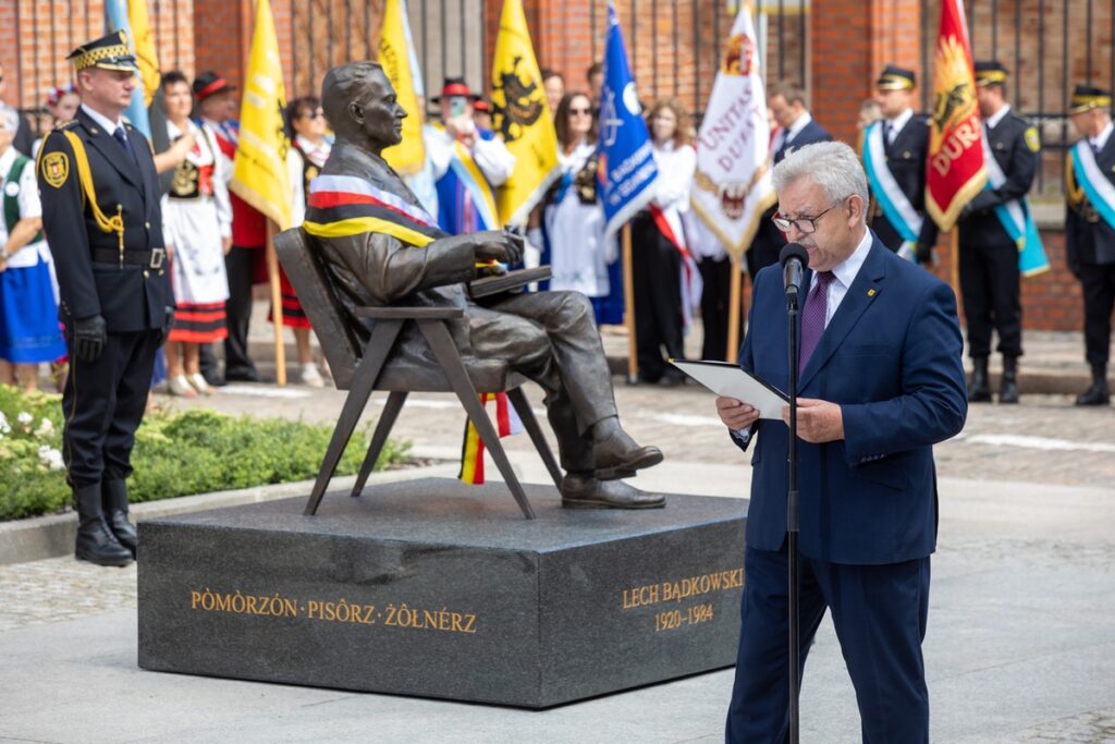 Odsłonięcie pomnika Lecha Bądkowskiego w Gdańsku, fot. Mikołaj Kuras dla UMWKP