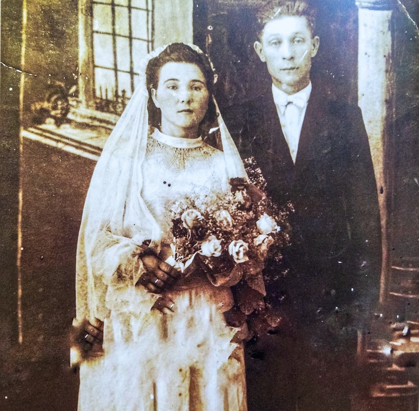 Ślubna fotografia Ireny Czeladzińskiej, fot. z archiwum rodzinnego