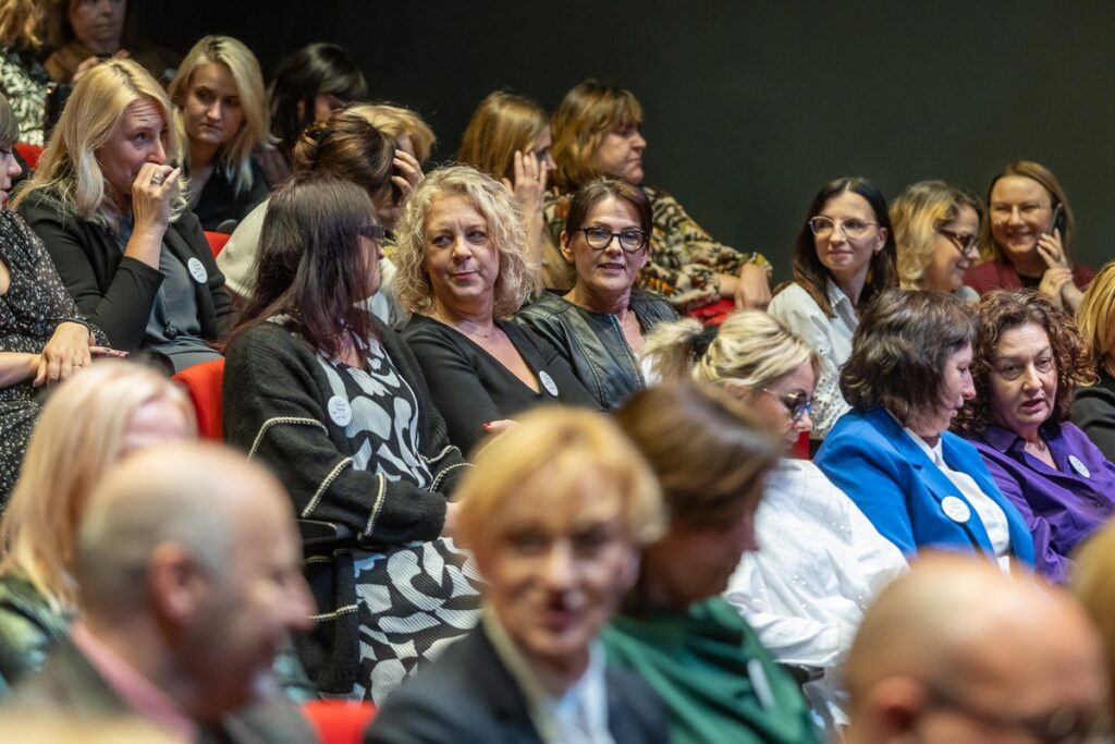 Gala wręczenia nagród w konkursie Pracownik Socjalny Kujaw i Pomorza, fot. Szymon Zdziebło/tarantoga.pl dla UMWKP