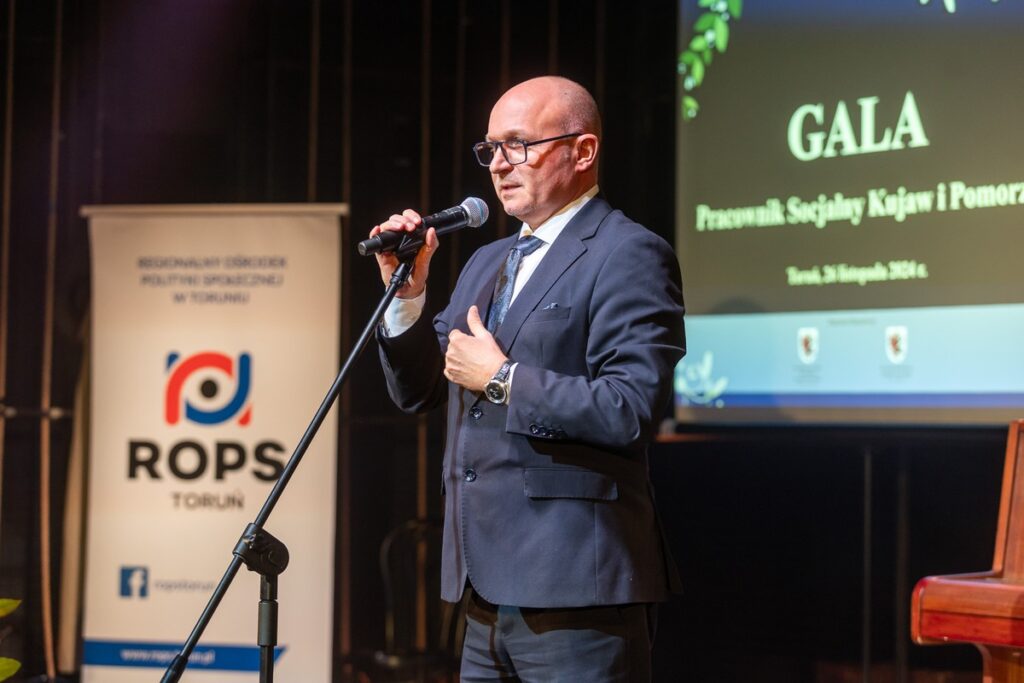 Gala wręczenia nagród w konkursie Pracownik Socjalny Kujaw i Pomorza, fot. Szymon Zdziebło/tarantoga.pl dla UMWKP