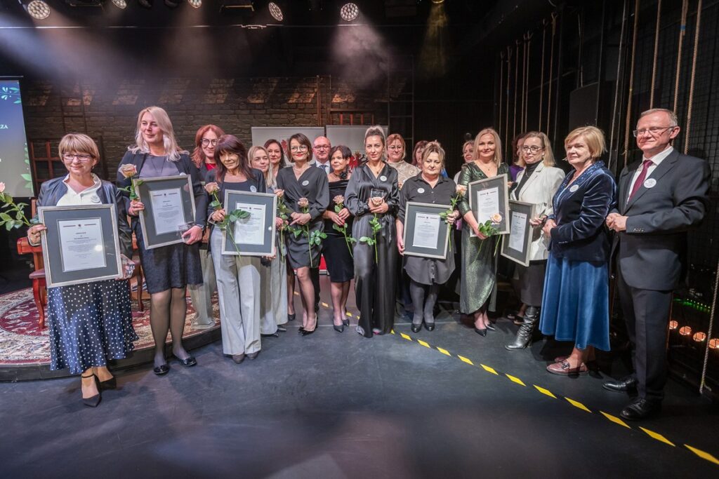 Gala wręczenia nagród w konkursie Pracownik Socjalny Kujaw i Pomorza, fot. Szymon Zdziebło/tarantoga.pl dla UMWKP