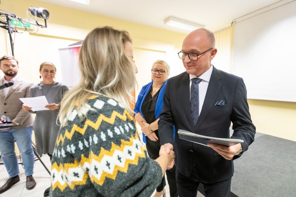 Gala wręczenia nagród w Konkursie na Najlepszą Książkę o Tematyce Regionalnej, fot. Szymon Zdziebło/tarantoga.pl dla UMWKP