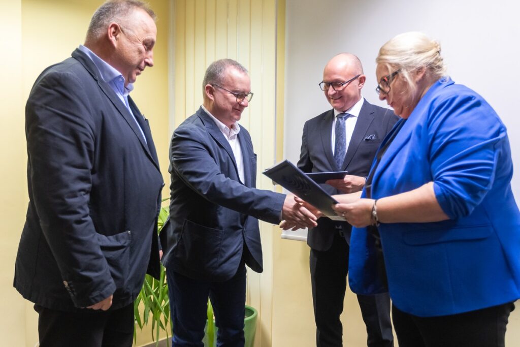 Gala wręczenia nagród w Konkursie na Najlepszą Książkę o Tematyce Regionalnej, fot. Szymon Zdziebło/tarantoga.pl dla UMWKP