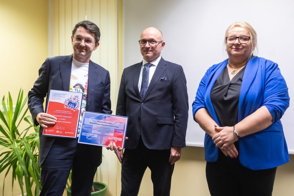 Gala wręczenia nagród w Konkursie na Najlepszą Książkę o Tematyce Regionalnej, fot. Szymon Zdziebło/tarantoga.pl dla UMWKP