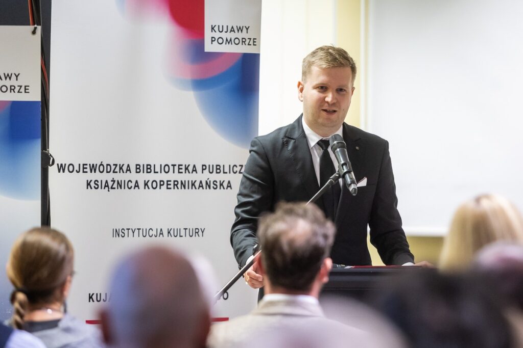 Gala wręczenia nagród w Konkursie na Najlepszą Książkę o Tematyce Regionalnej, fot. Szymon Zdziebło/tarantoga.pl dla UMWKP