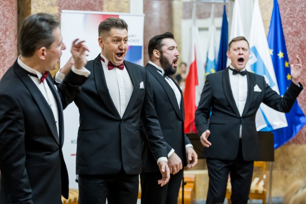 Jubileusz Pałacu Lubostroń fot. Tomasz Czachorowski/eventphoto.com.pl dla UMWKP