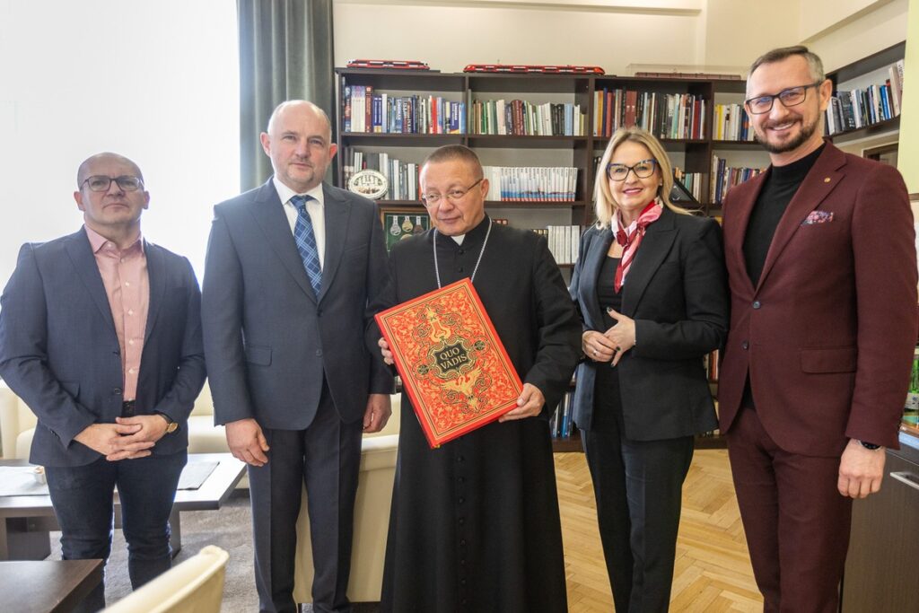 Spotkanie z kard. Grzegorzem Rysiem, fot. Szymon Zdziebło/tarantoga dla UMWKP