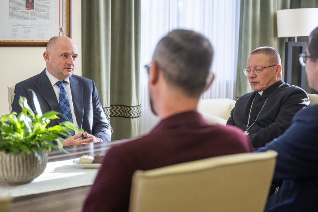 Spotkanie z kard. Grzegorzem Rysiem, fot. Szymon Zdziebło/tarantoga dla UMWKP