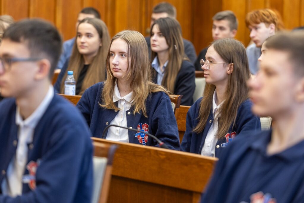 Spotkanie z kard. Grzegorzem Rysiem, fot. Szymon Zdziebło/tarantoga dla UMWKP
