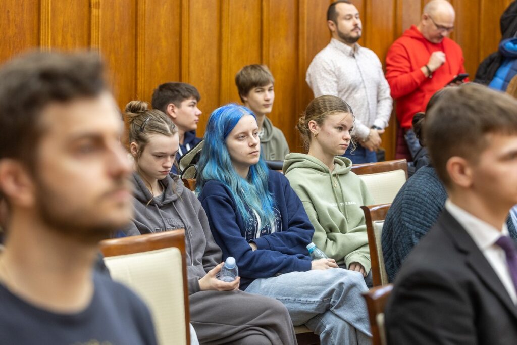 Spotkanie z kard. Grzegorzem Rysiem, fot. Szymon Zdziebło/tarantoga dla UMWKP