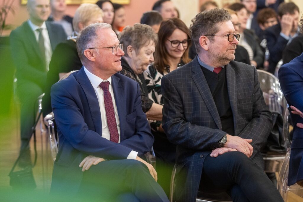 Uroczystość wręczenia nagród Stalowy Anioł, fot. Szymon Zdziebło/tarantoga.pl dla UMWKP