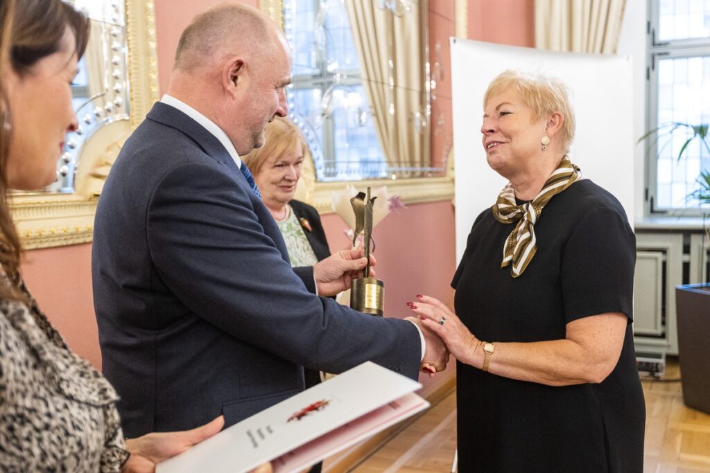 Uroczystość wręczenia nagród Stalowy Anioł, fot. Szymon Zdziebło/tarantoga.pl dla UMWKP