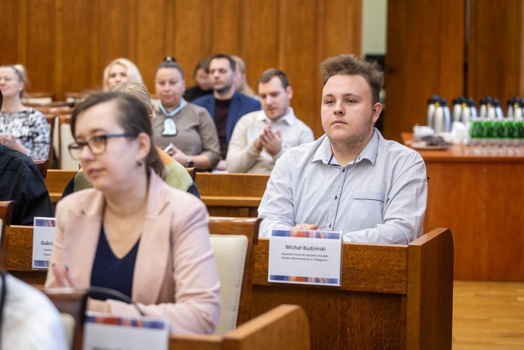 Session of people with disabilities, December 3, 2024, photo by Szymon Zdziebło/tarantoga.pl for UMWKP