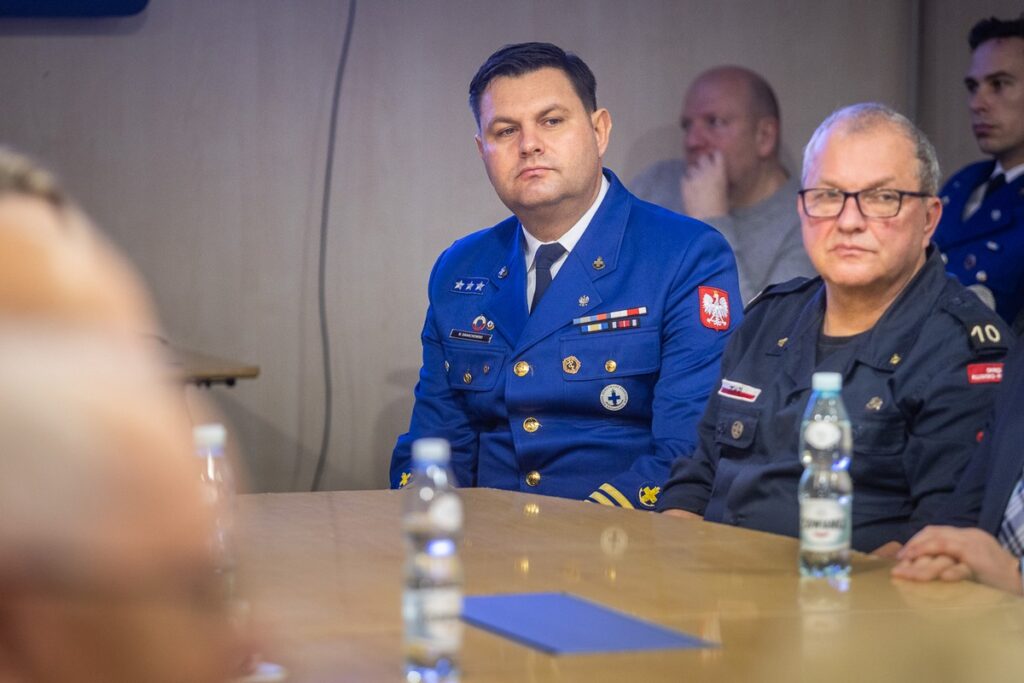 Spotkanie w sprawie żaglowca Dar Kujaw i Pomorza, fot. Szymon Zdziebło/tarantoga dla UMWKP