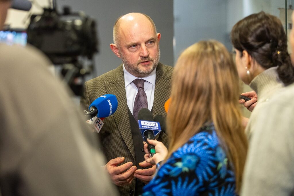 Spotkanie w sprawie żaglowca Dar Kujaw i Pomorza, fot. Szymon Zdziebło/tarantoga dla UMWKP