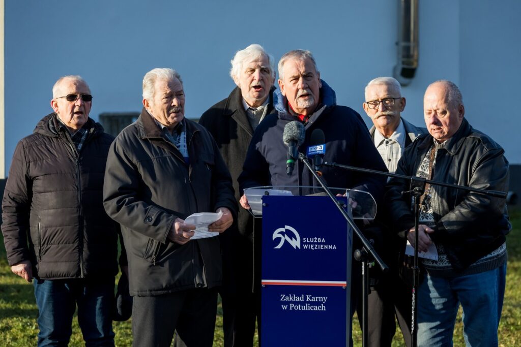 Obchody 43. rocznicy wprowadzenia stanu wojennego w Potulicach, fot. Tomasz Czachorowski/eventphoto.com.pl dla UMWKP Commemoration of the 43rd anniversary of martial law in Potulice, photo by Tomasz Czachorowski/eventphoto.com.pl for UMWKP
