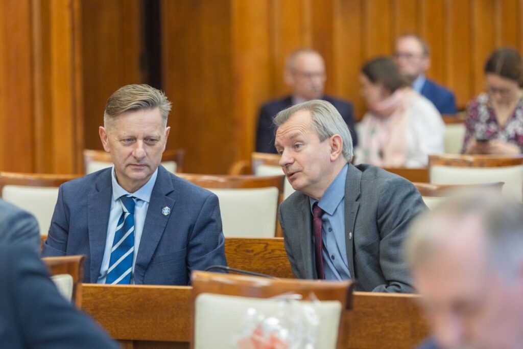 Budget session of the Regional Parliament, photo by Mikołaj Kuras for UMWKP