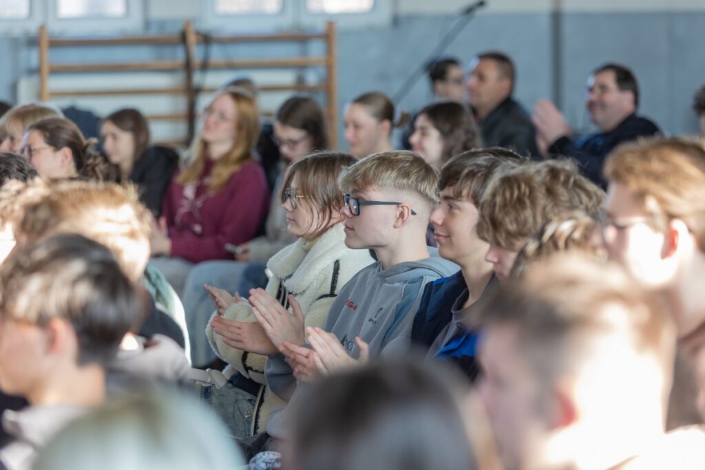 Meeting on launching a call for proposals at the LAG aimed at youth clubs , photo by Mikołaj Kuras for UMWKP