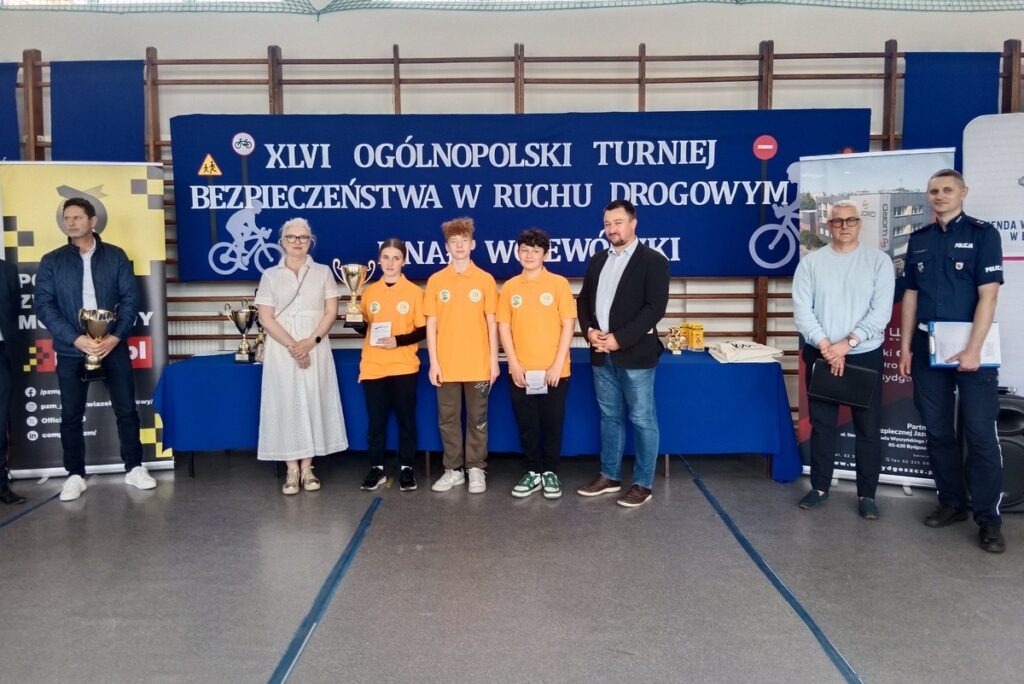 Wręczenie pucharów, fot. R. Rakowski