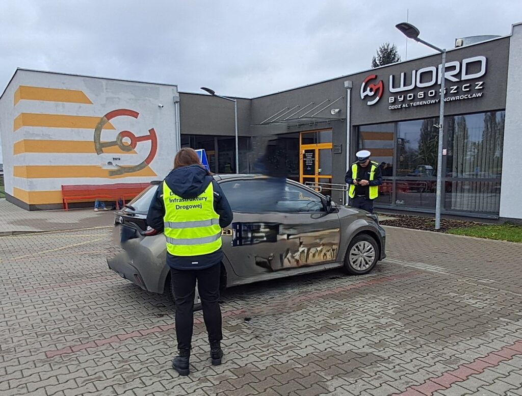 kontrola egzaminu kat. B WORD Bydgoszcz OT Inowrocław zdj. wyk. Departament Infrastruktury