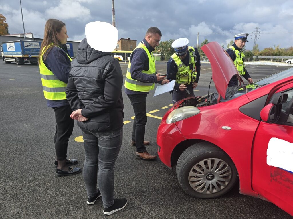 kontrola egzaminu WORD Włocławek zdj. wyk. Departament Infrastruktury
