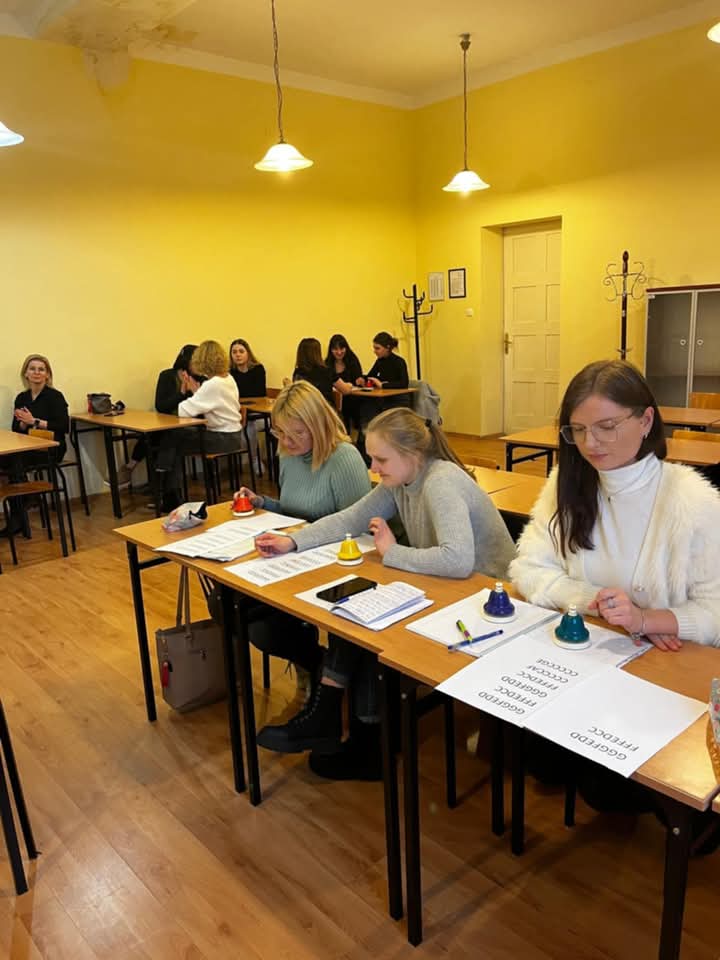 zajęcia ukazujące wpływ muzyki i tańca na mózg