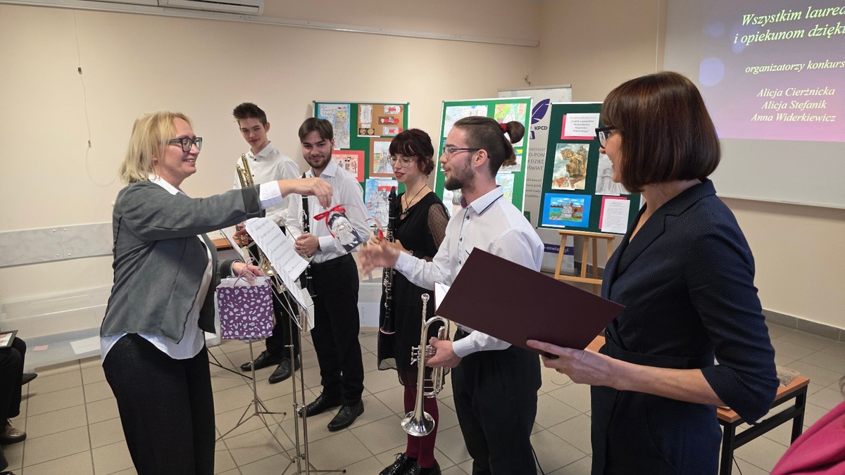 Podziękowania dla zespołu, fot. Paweł Wysiński