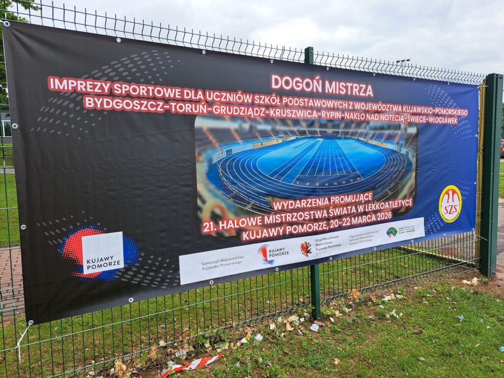 Baner reklamujący cykl imprez ,,Dogoń Mistrza”