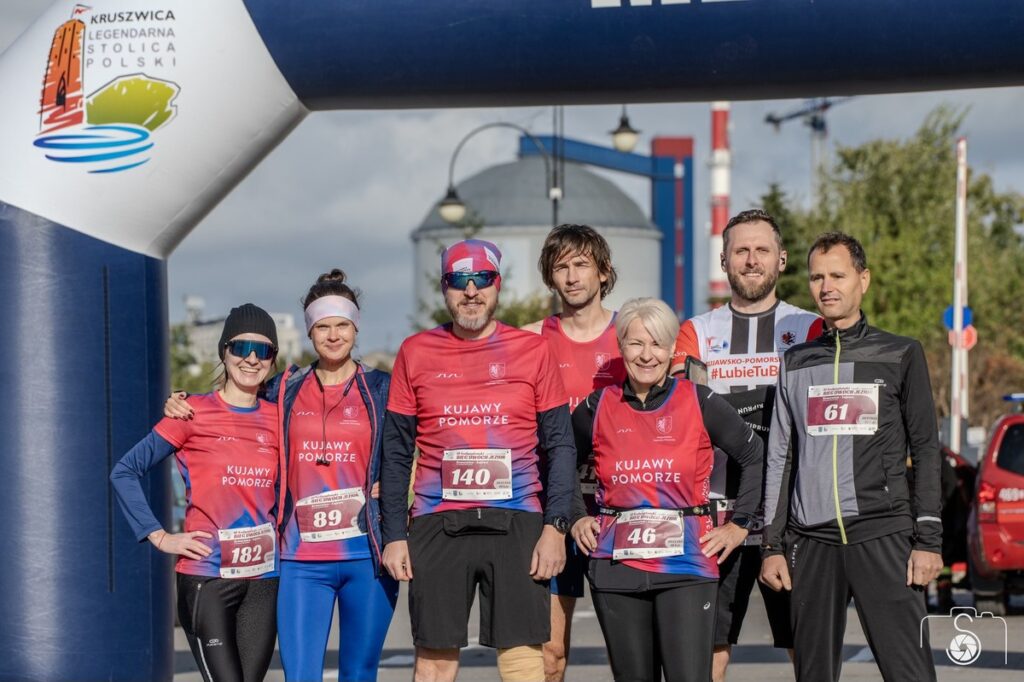 III Nadgoplański Bieg Dwóch Jezior Kruszwica-Łojewo, fot. Dariusz Samerek ED Foto