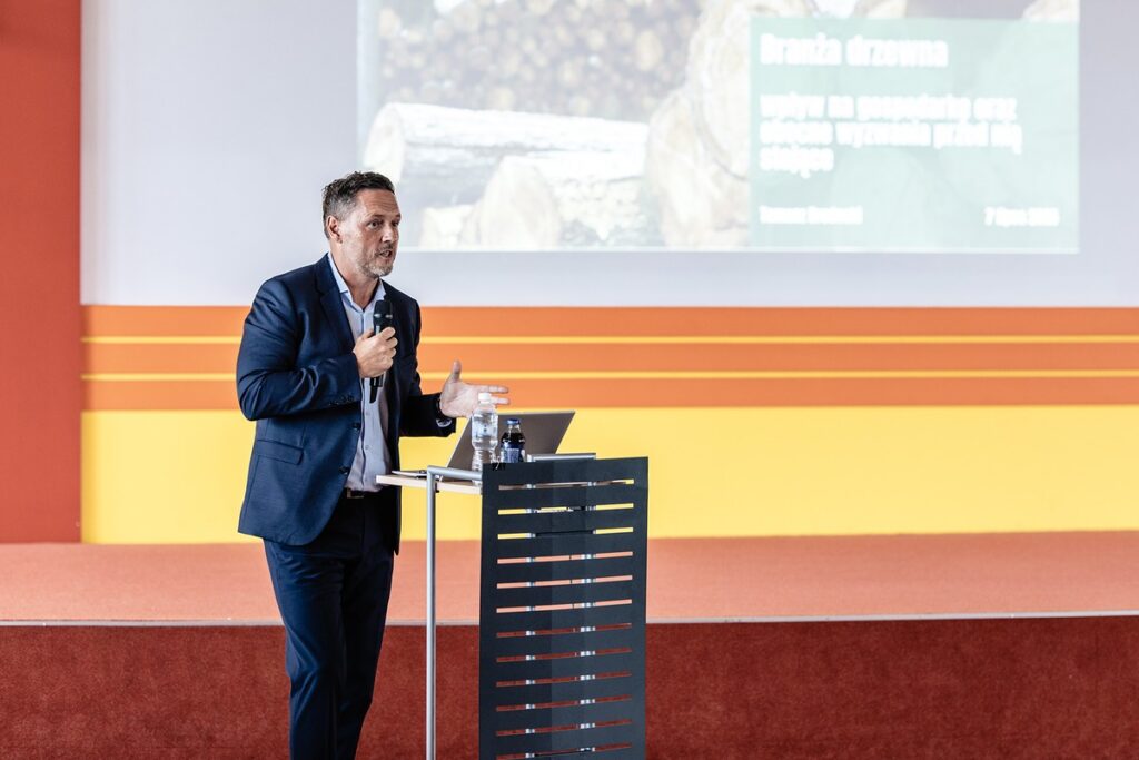 Uczestnicy posiedzenia plenarnego w Mondi Świecie w dniu 07.07.2025 r., fot. B. Marchlewski