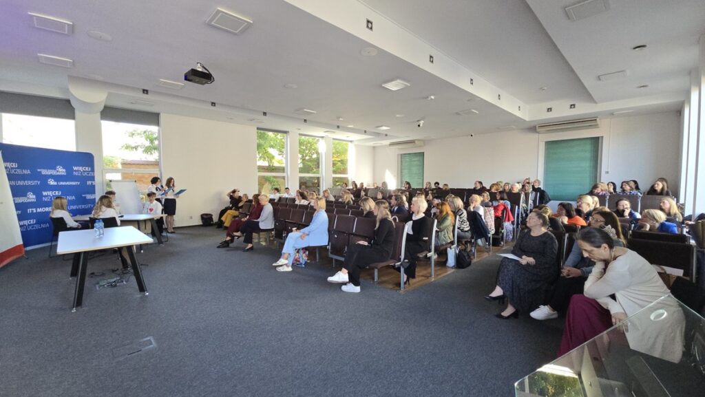 Uczestnicy Konferencji „Sprawiedliwość Naprawcza i Mediacja Rówieśnicza w Szkole. Czy 1+1 może równać się 3?” fot. Fundacja Pracowni Dialogu