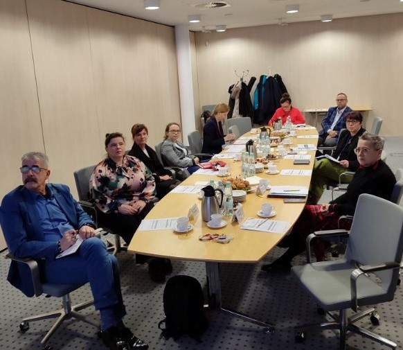 Uczestnicy posiedzenia ZdsOZ przy K-P WRSS w dniu 04.12.2025 r. w UMWKP, fot. Jarosław Łączny