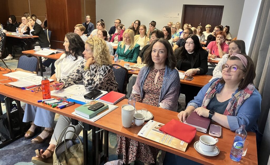 Uczestnicy szkolenia, fot. Biuro Wsparcia Rodziny, Przeciwdziałania Przemocy i Uzależnieniom, Toruń 4-6.08.2025 r.