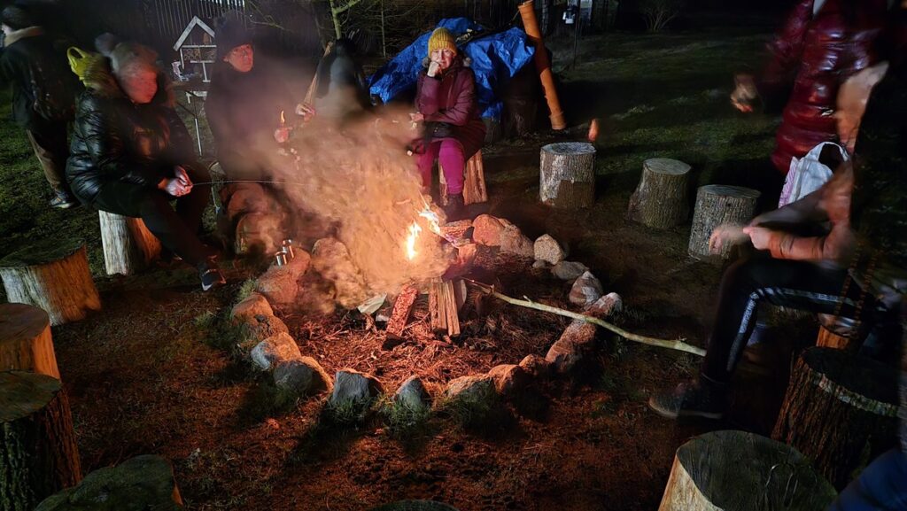 Ognisko kończące wydarzenie, fot. Daniel Siewert
