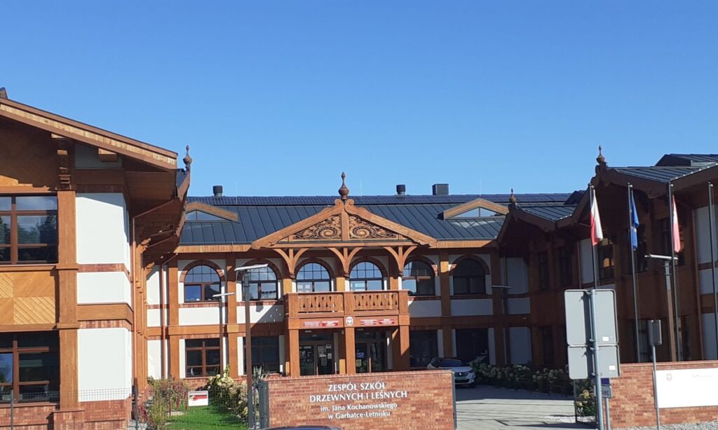 Zespół Szkół Drzewnych i Leśnych im. Jana Kochanoskiego w Garbatce-Letnisku, fot. Marlena Wojciechowska