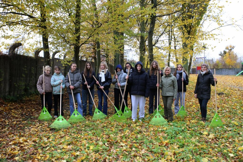 Azyle dla jeży w miejskich parkach (fot. R. Borzyszkowski)