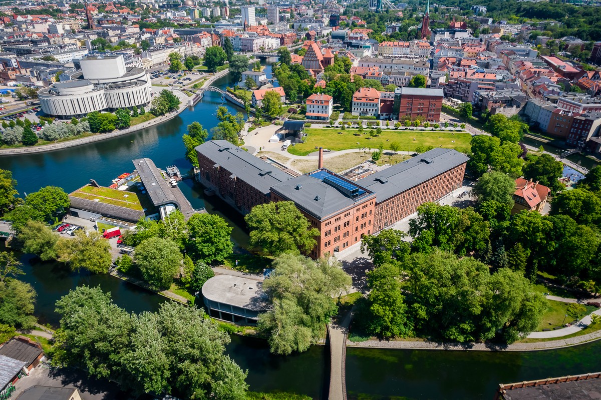 Opera Nova and Mill Island from a bird’s-eye view, photo by Tomasz Czachorowski/eventphoto for the UMWKP