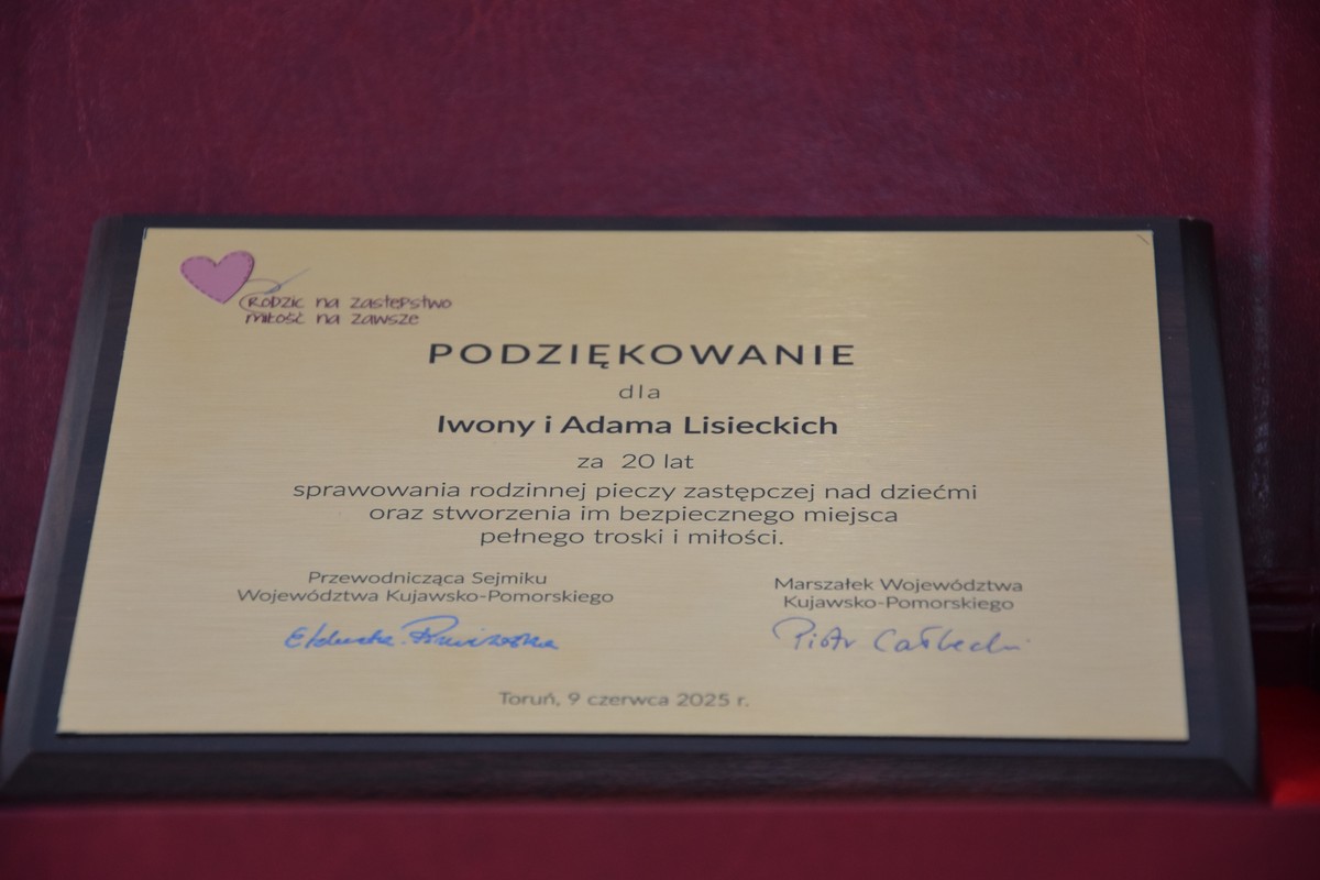 Thanks to Iwona and Adam Lisiecki for 20 years of providing family foster care for children and creating a safe place full of care and love for them
