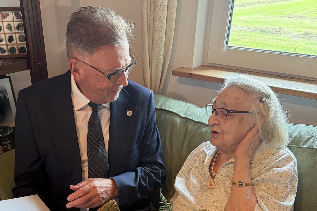 Wręczenie medalu Unitas Durat Stefanii Kamińskiej, fot. UMWKP