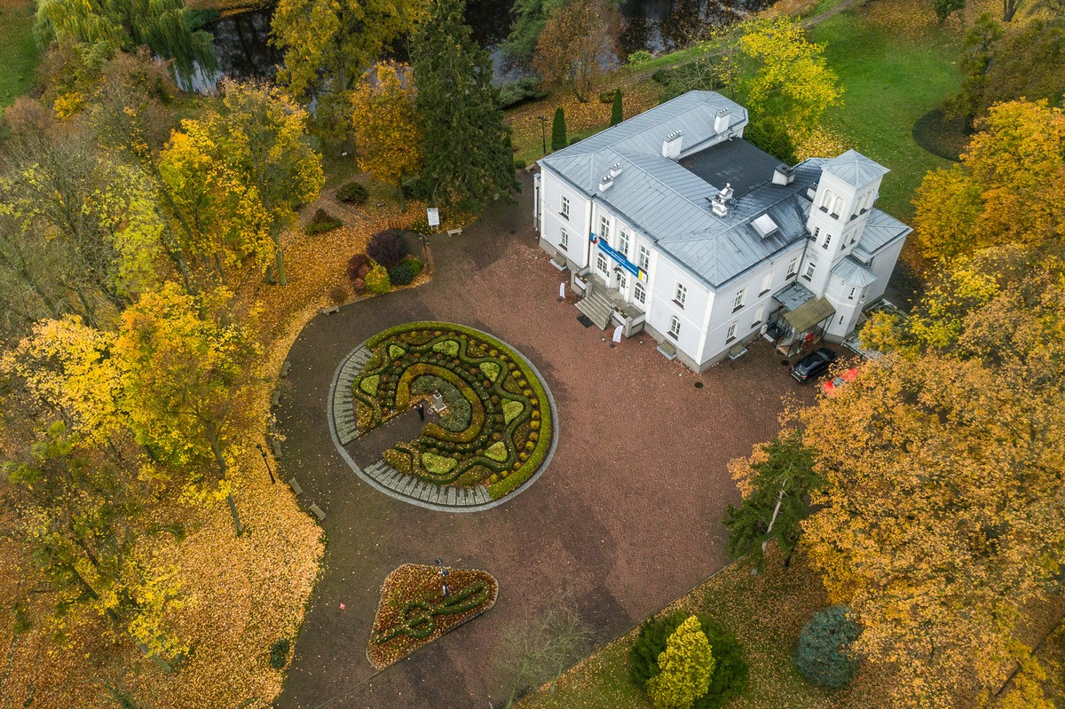 Ośrodek Chopinowski w Szafarni, fot. Szymon Zdziebło/tarantoga.pl dla UMWKP