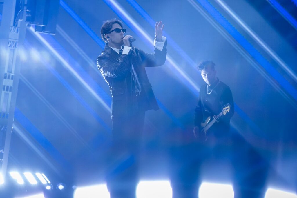 “The New Year’s Power of Hits” photo by Szymon Zdziebło / tarantoga.pl