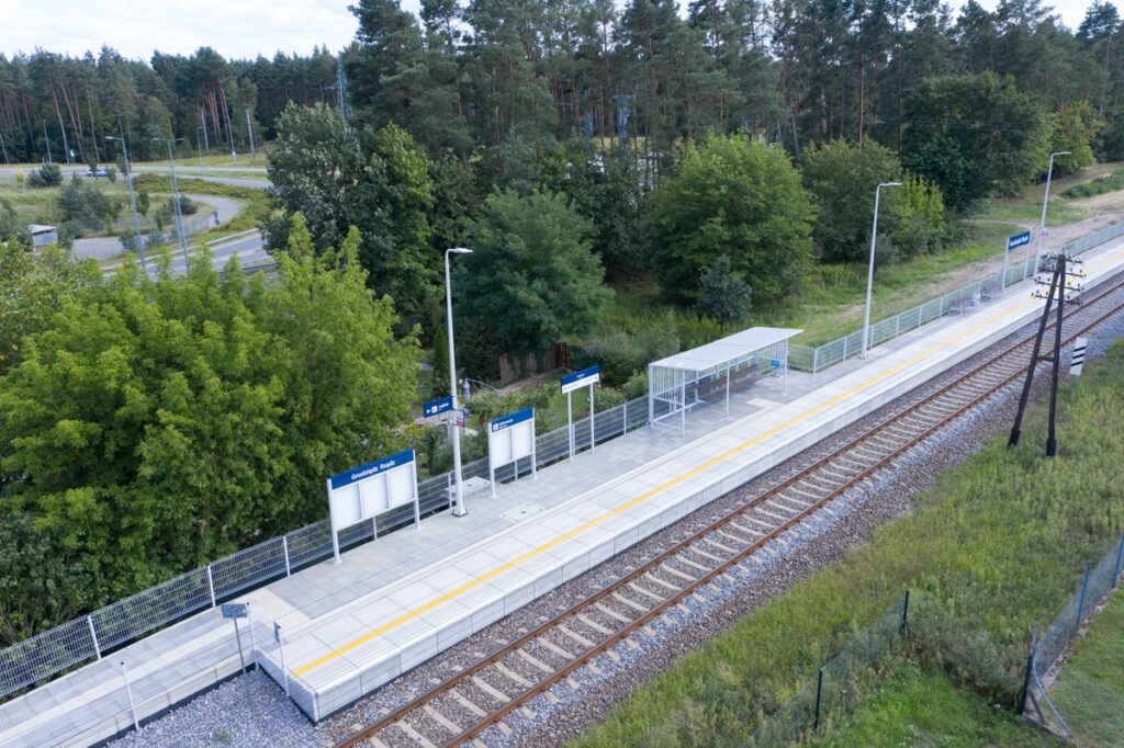 Grudziądz Rządz Railway Station, photo by Mikołaj Kuras for UMWKP