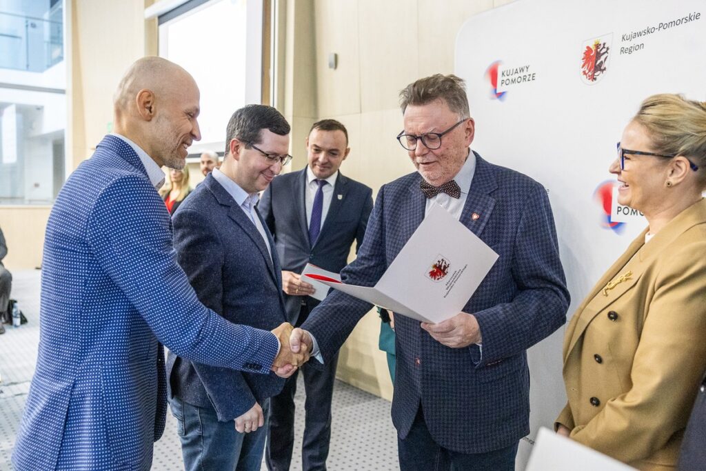 FEdKP contract handover ceremony, photo by Szymon Zdziebło/tarantoga for UMWKP