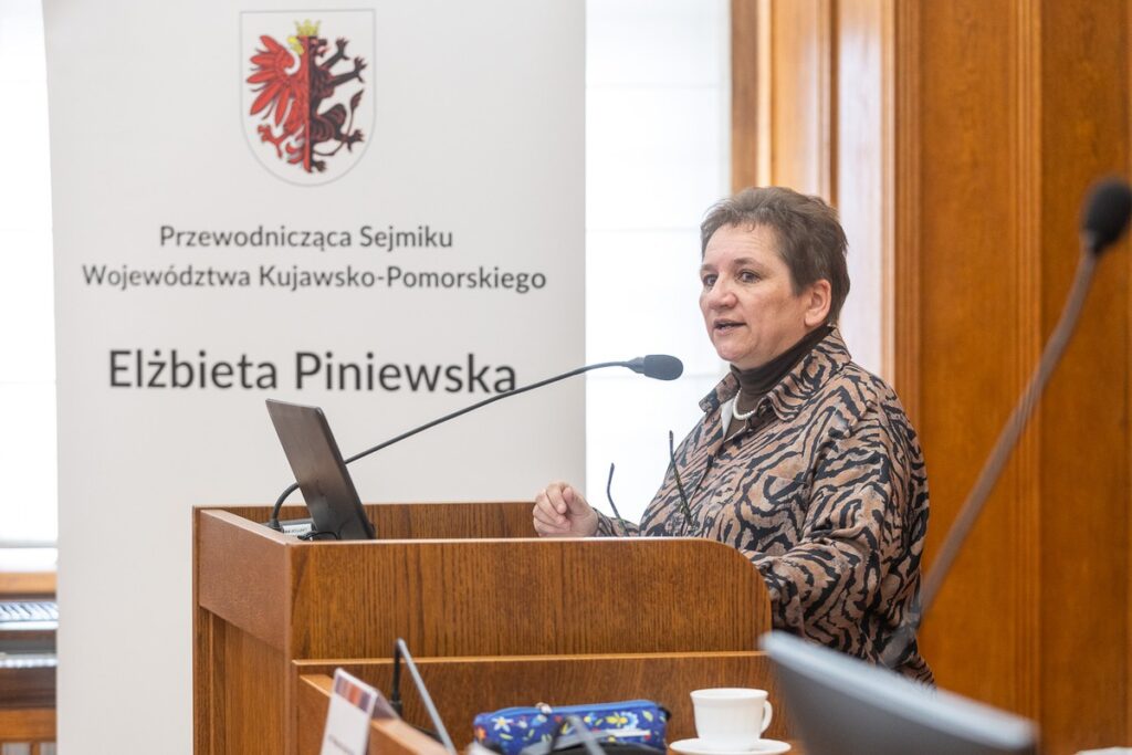 Dictation at the Marshal's Office, photo by Szymon Zdziebło/tarantoga.pl for UMWKP