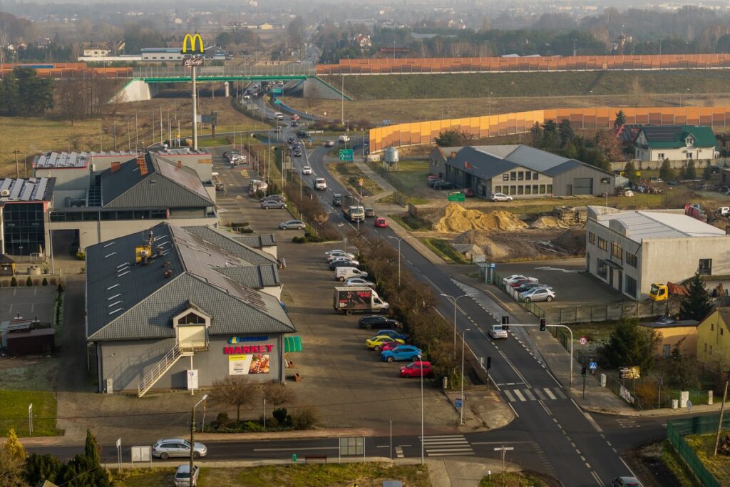 Zmodernizowana DW 266, fot. Szymon Zdziebło/tarantoga.pl dla UMWKP