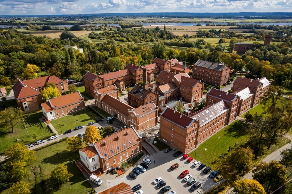 Regional Psychiatric Hospital in Świecie, photo by Tomasz Czachorowski for UMWKP