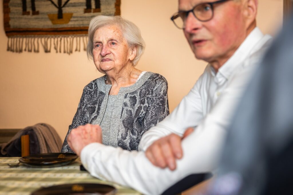 Wręczenie medalu Unitas Durat Rodsławie Łapkiewicz, fot. Szymon Zdziebło/tarantoga.pl dla UMWKP