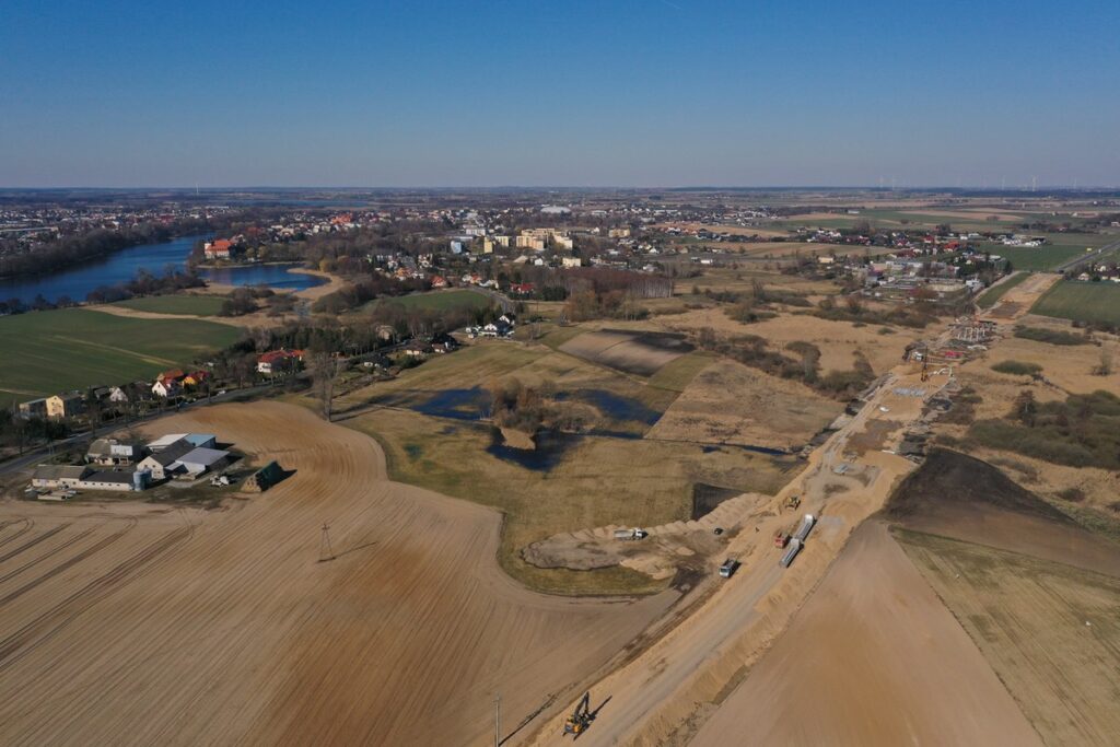 Budowa obwodnicy Mogilna, fot. Mikołaj Kuras dla UMWKP