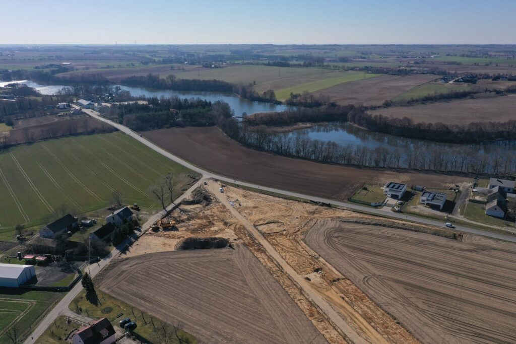 Budowa obwodnicy Mogilna, fot. Mikołaj Kuras dla UMWKP