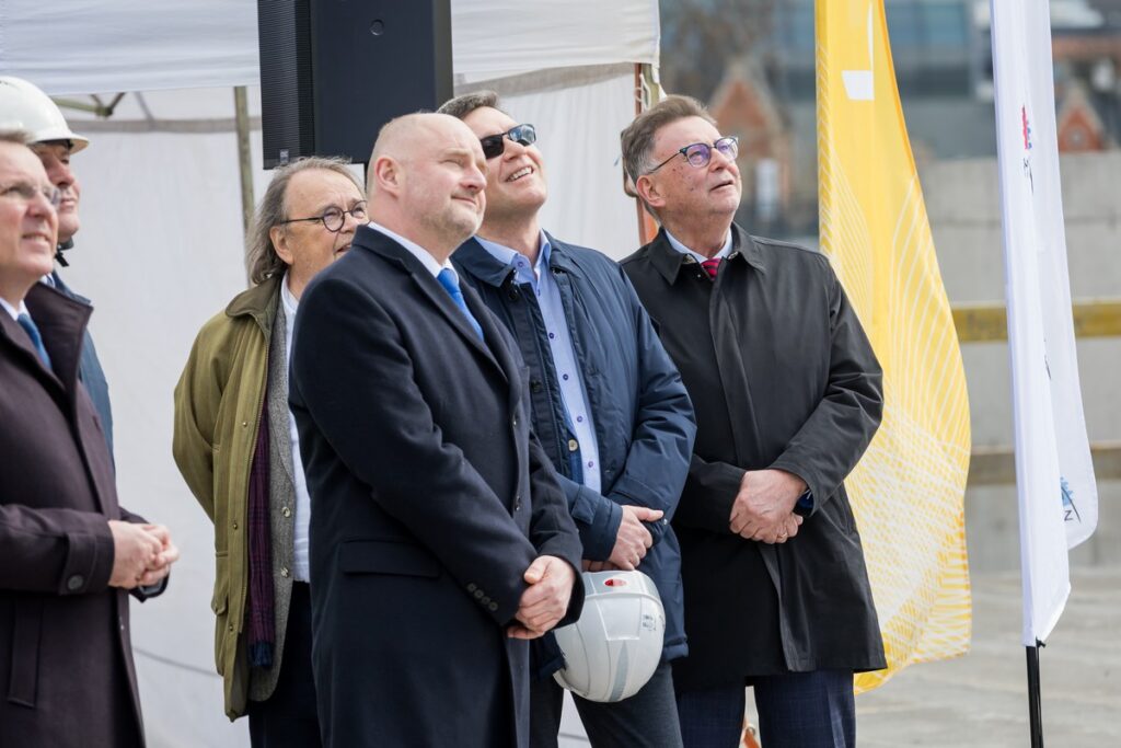 Wiecha na budowie czwartego kręgu Opery Nova, fot. Tomasz Czachorowski/eventphoto dla UMWKP